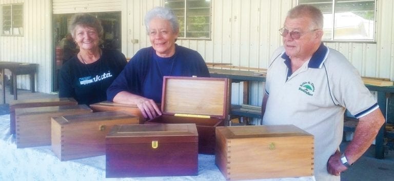 Woodcrafters Association donates to Advanced Breast Cancer Group
