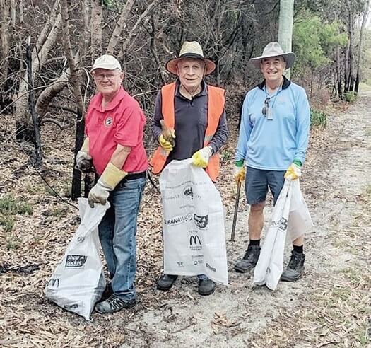 Rotary Club of Bribie Island. National Clean up Day-1
